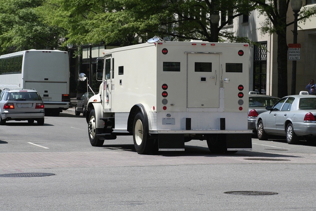 Image of Armored Truck Representing Reduced CIT Fees
